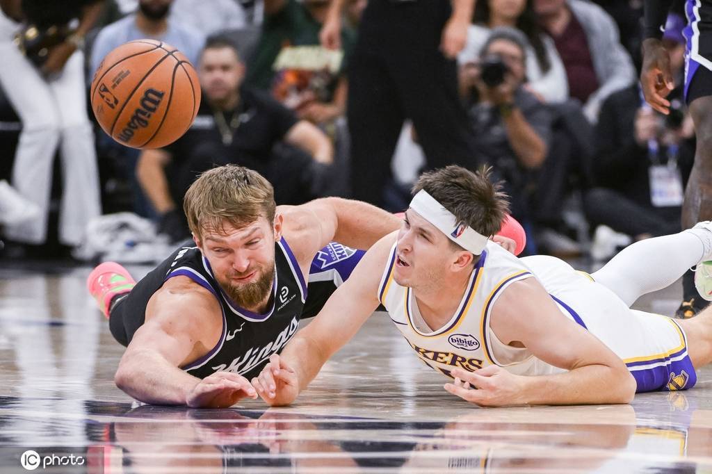 东契奇不记仇！ 面对“羞辱”用GOAT来评价里夫斯